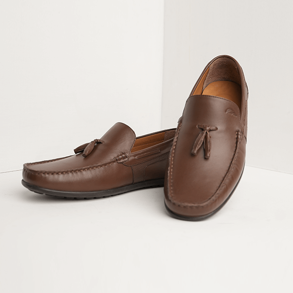Eleganza Pebble-Grain Tassel Loafer in Brown
