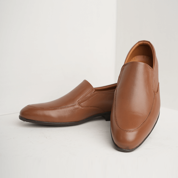 Finland Leather Slip-On Dress Shoe in Brown